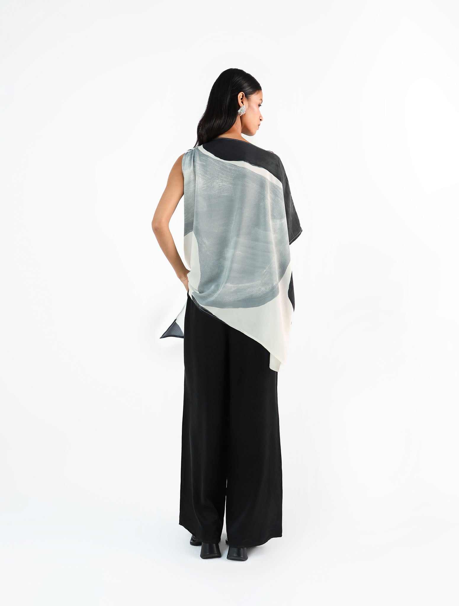 Shobu Crepe Top